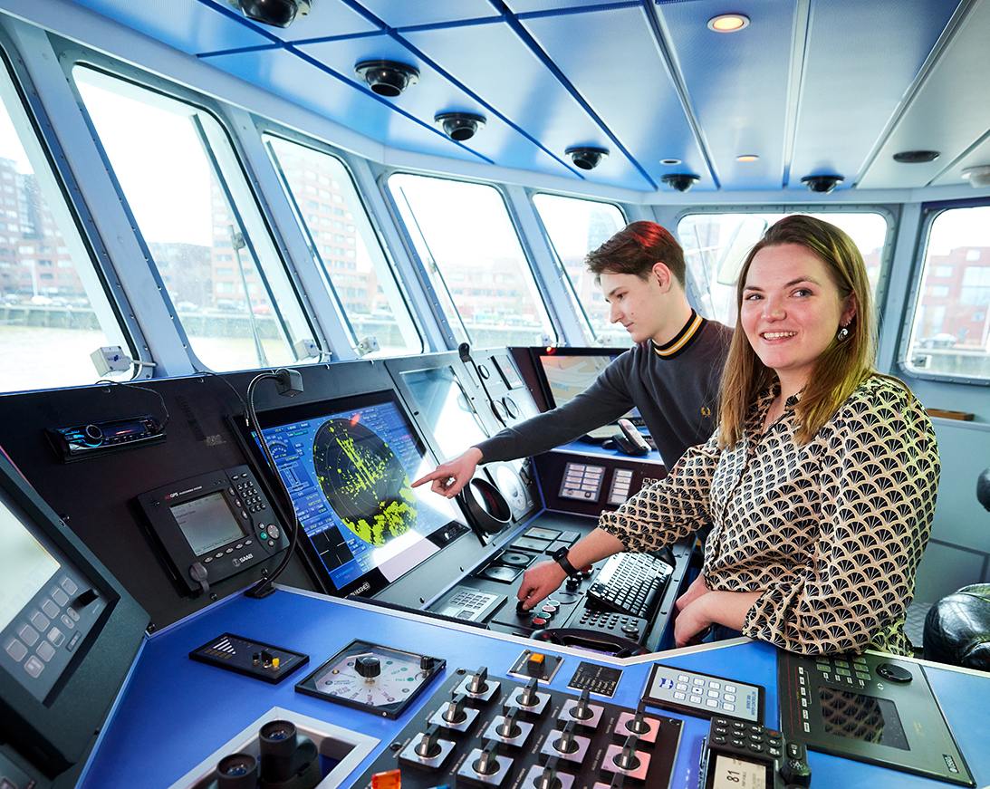 In zes maanden anderhalf keer de wereld rond | STC student Idske