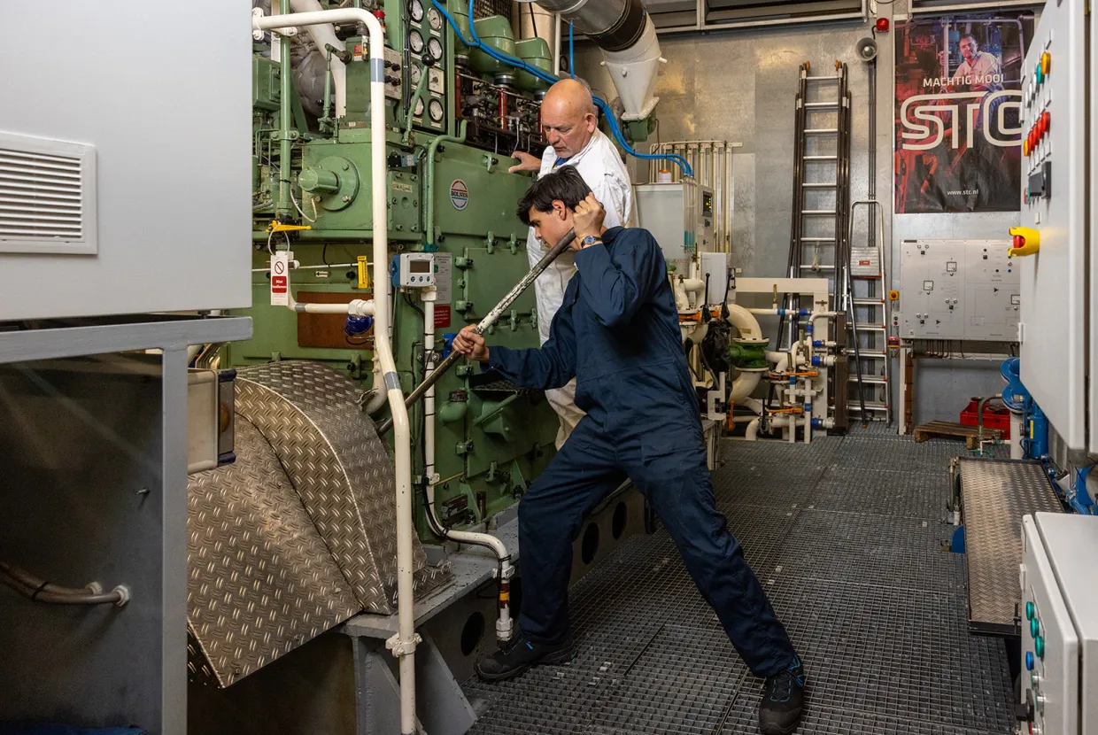 stc-mbo-zeevaart-Lloydstraat-machinekamer